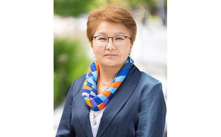 АНУ: Нөлөө бүхий 100 эмэгтэйн нэгээр монгол бүсгүй шалгарав