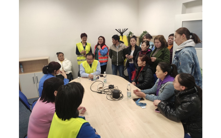 “Foxconn” үйлдвэрийн монгол ажилчид