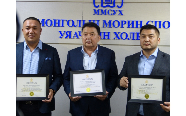 Морин спорт, уяачдын холбоо ирэх сард шинэ ерөнхийлөгчөө сонгоно