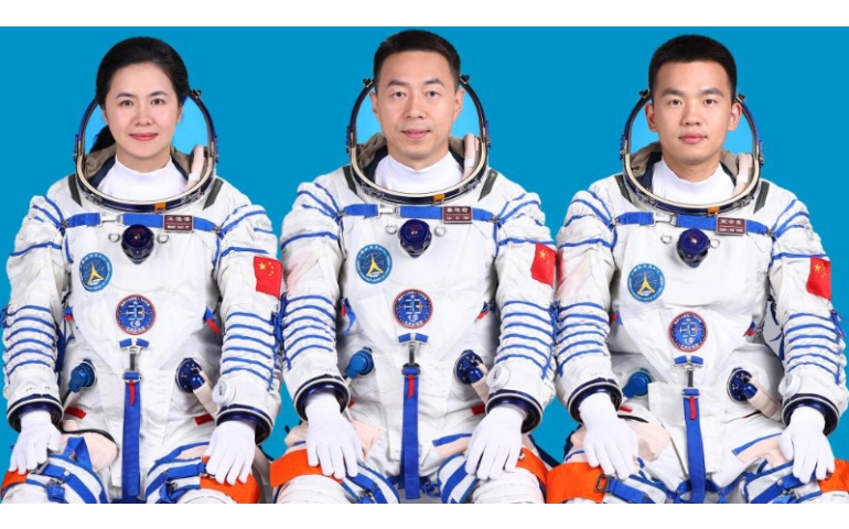 Хятадын "Shenzhou 19" хөлөг маргааш сансарт хөөрнө