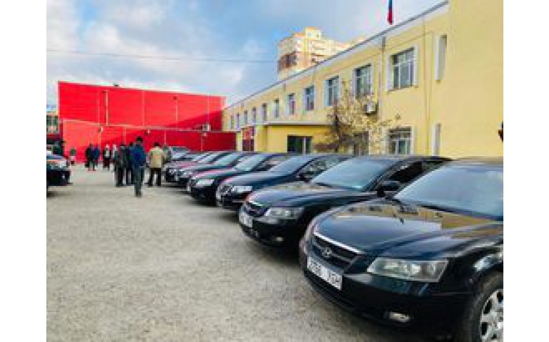 Засгийн газрын машинуудыг дуудлагаар худалдаж байна