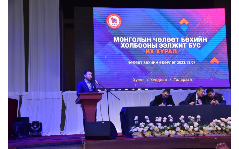Монголын чөлөөт бөхийн холбоо амжилттай барилдсан тамирчиддаа тус бүр 5 сая төгрөг олгов