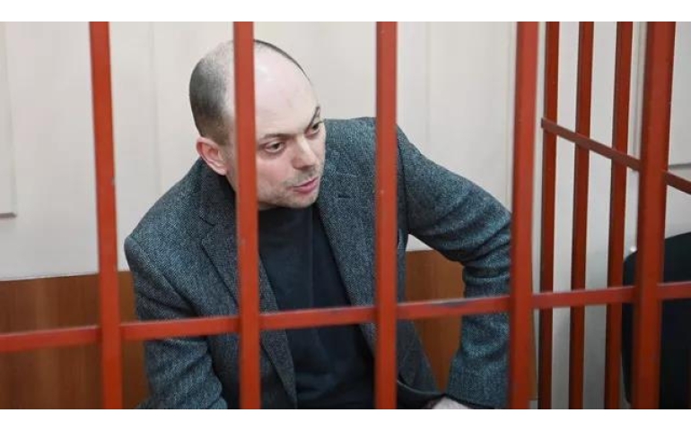 В.Кара-Мурза: Оросыг бүрхсэн манан арилах өдөр ирнэ