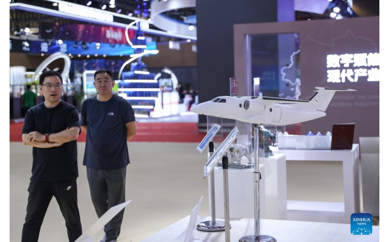 Нэг өдрийн дотор 81.7 тэрбум долларын гэрээ байгуулжээ